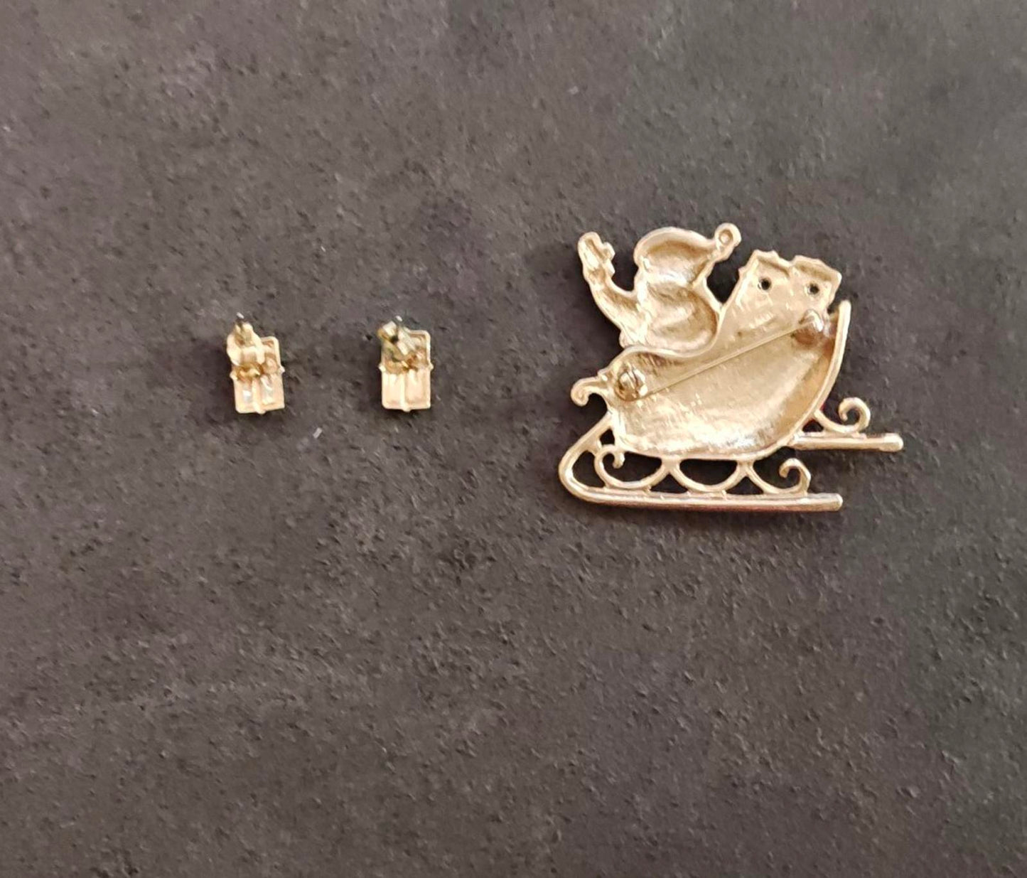 1970s Avon Santa Sleigh Ride Surprise Gold Tone Enamel Brooch and Earring Set