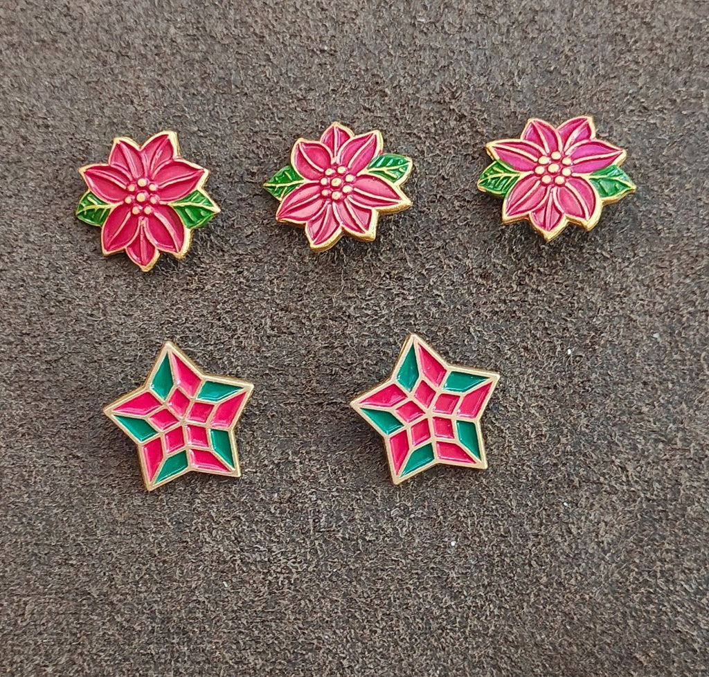 70s Set Of 5 Hand Painted Enamel Christmas Poinsettia & Geometric Stars Buttons
