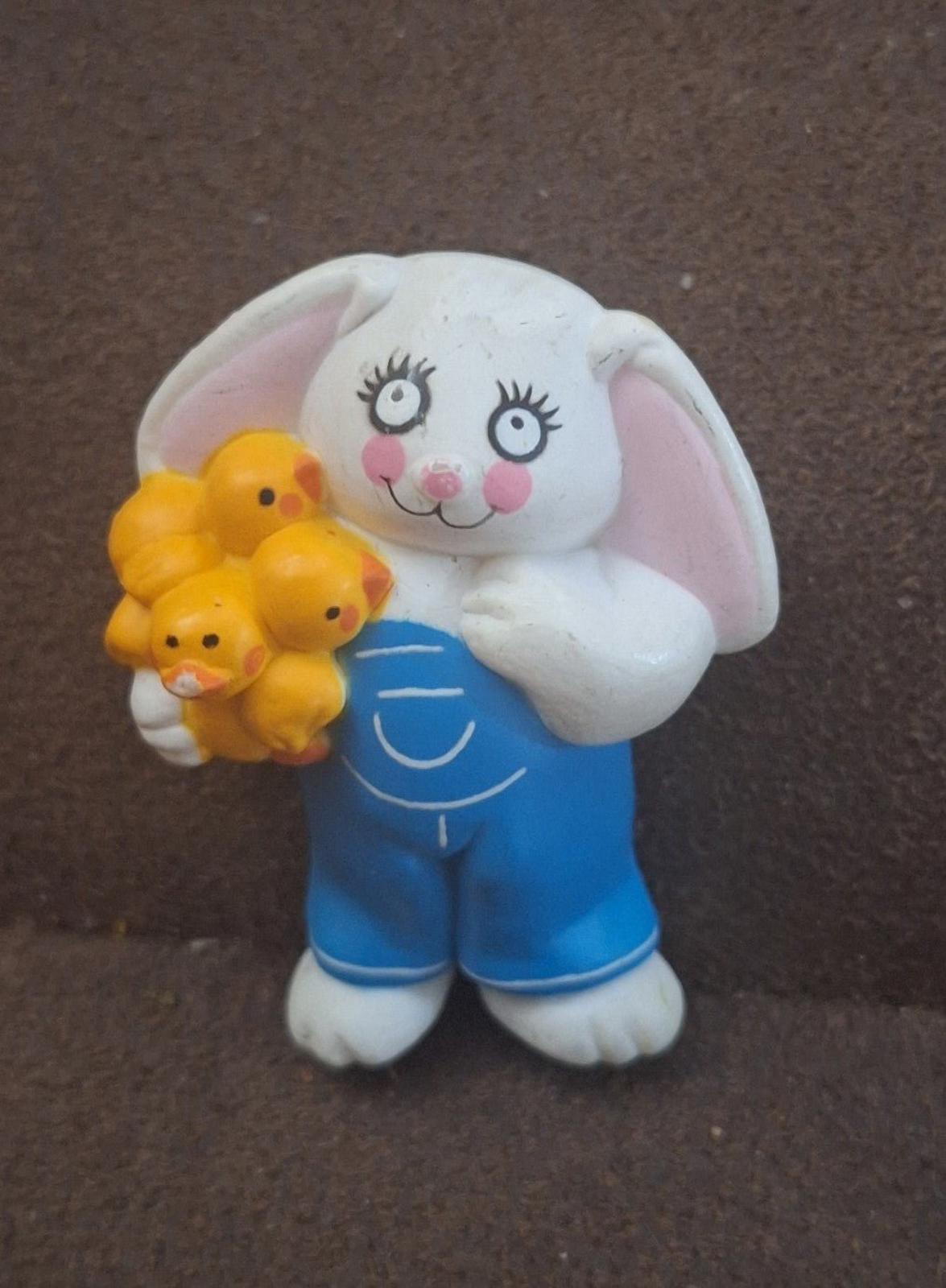 Vintage S. Lehman/ Easter Unlimited Signed Plastic Easter Bunny Pin