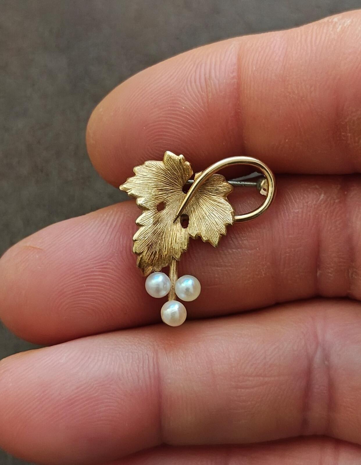 50s Rare Krementz Grape Vine Crafted With Gold Overlay & Cultured Pearls Brooch