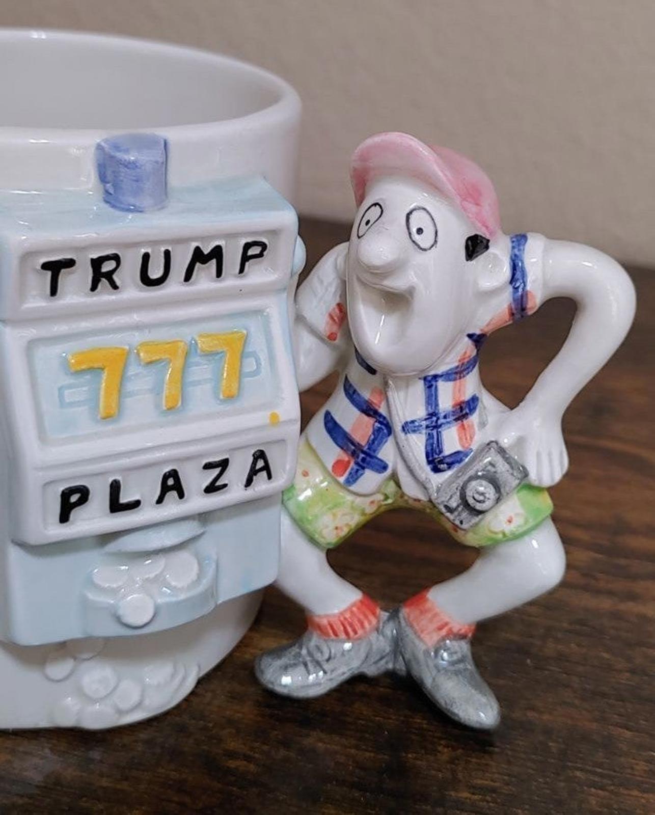 Cool Vintage 1989 1 Fitz & Floyd Trump Plaza Casino Mug Slot Player