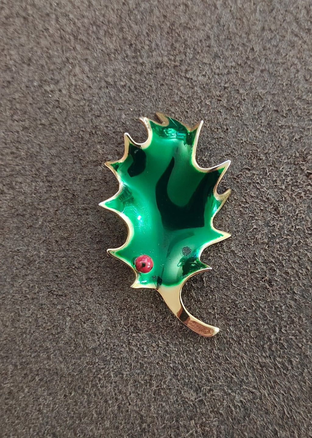 1980s Signed Cerrrito Holly Leaf Holiday Gold Tone Brooch