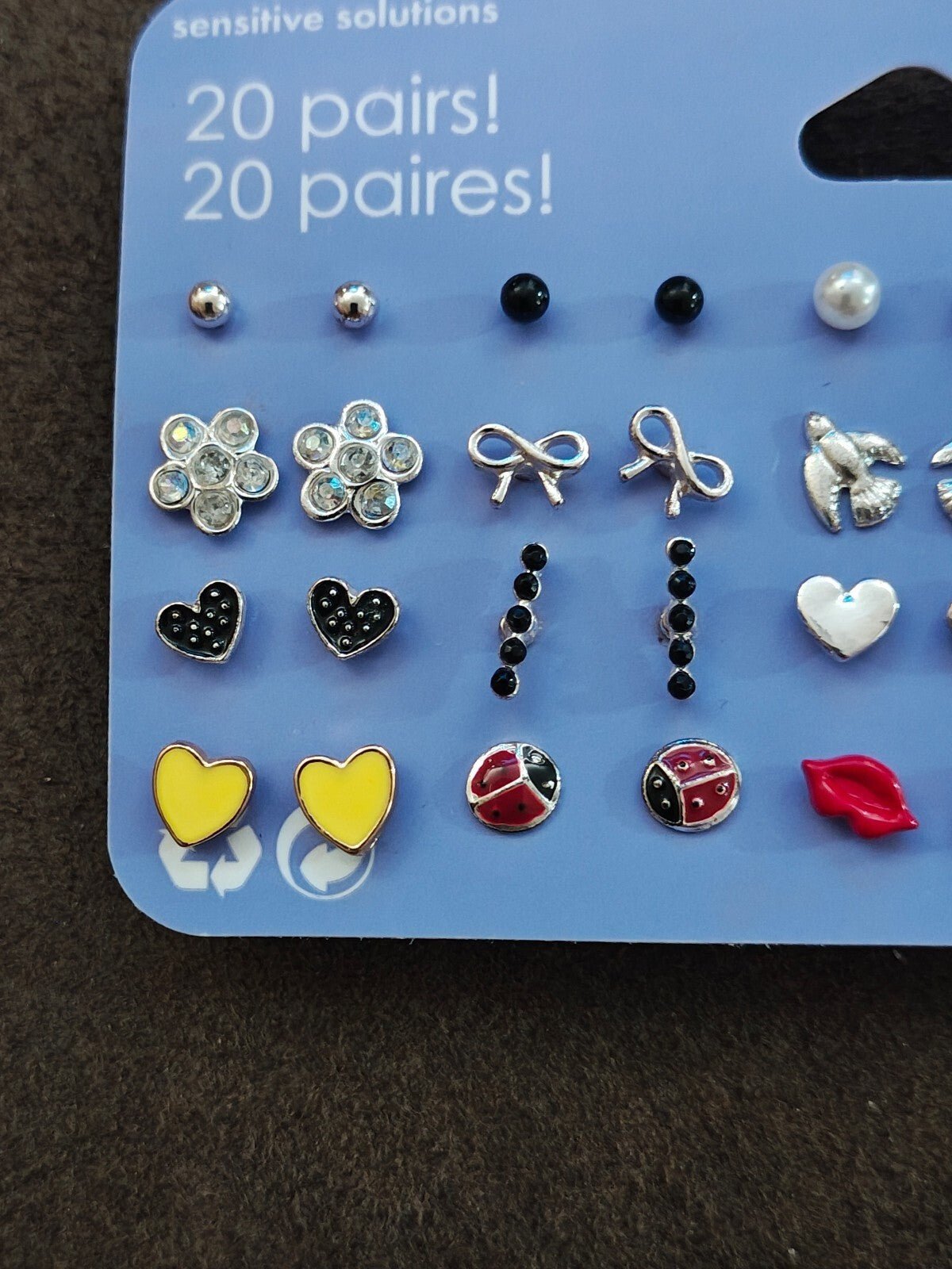 Claire's Sensitive Solutions 20-Pair Stud Earring Multipack - Trinketmania-LV