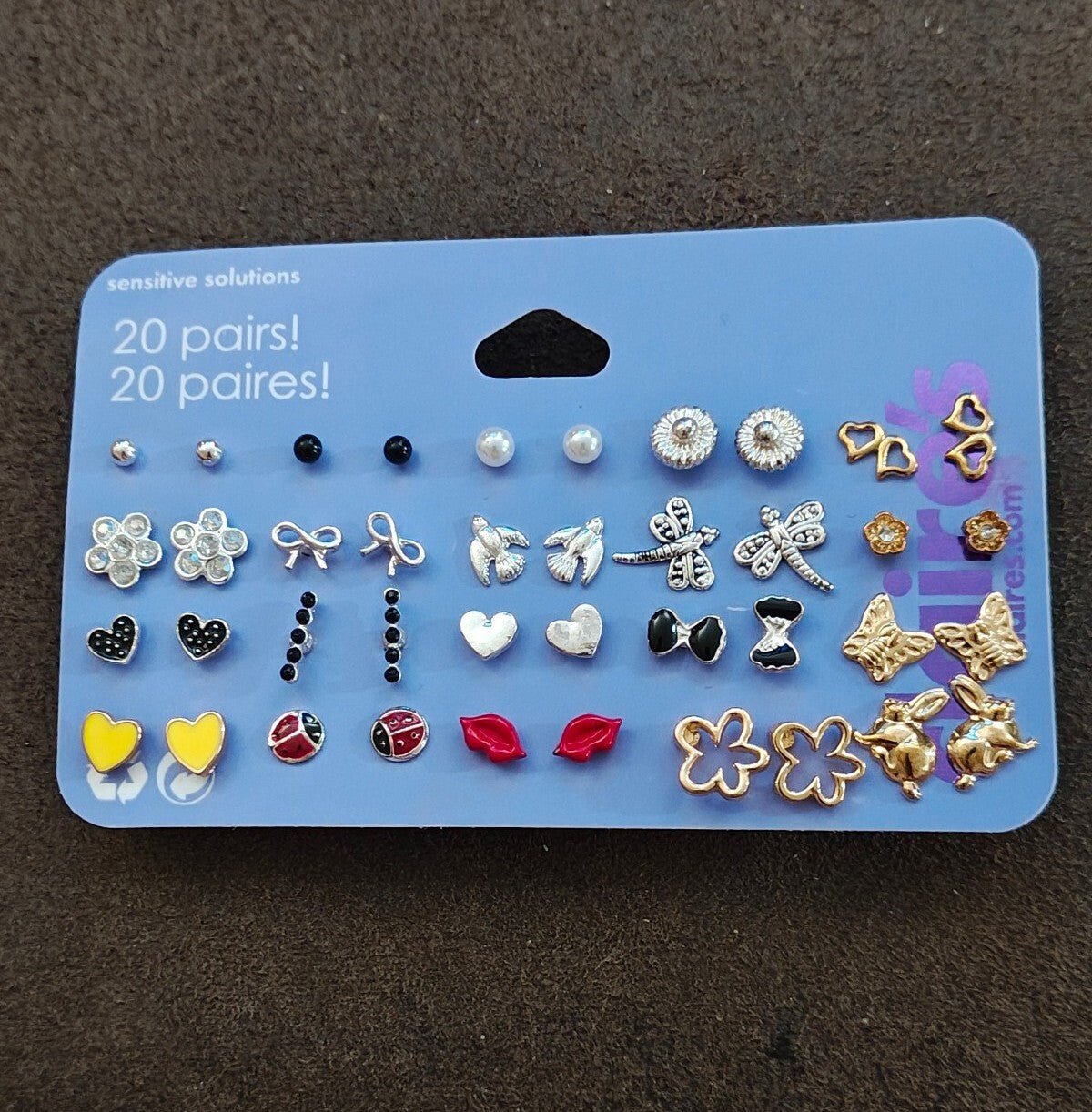 Claire's Sensitive Solutions 20-Pair Stud Earring Multipack - Trinketmania-LV