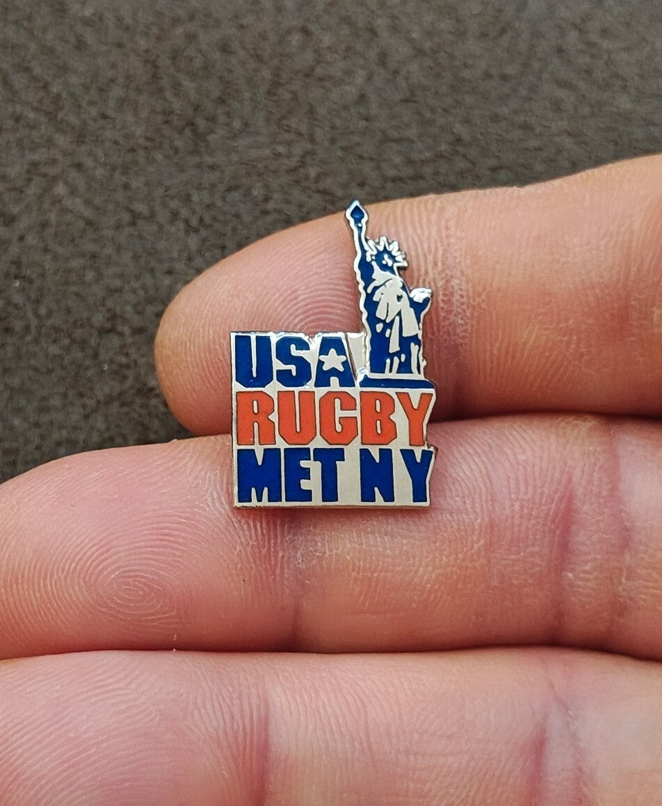 1980s/90s USA Rugby Met NY Statue of Liberty Pin
