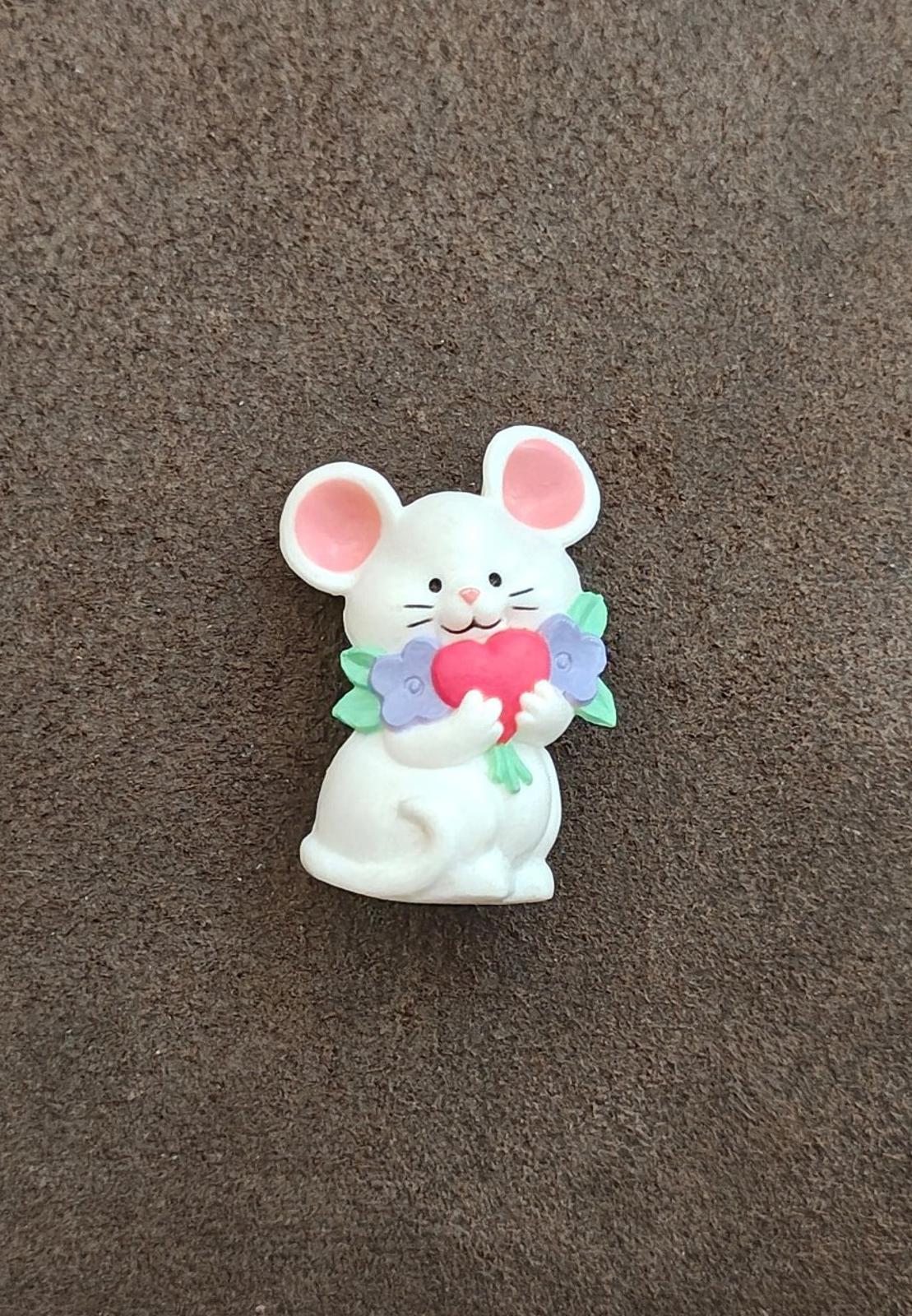 1980s White Mouse Holding a Red Heart and Purple Flowers Valentine's Brooch