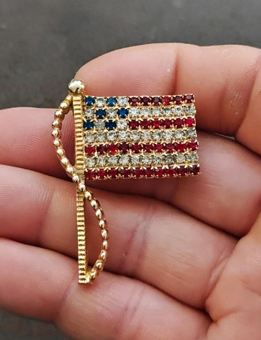 1960s Signed Rafaelian Gold Tone American Flag Patriotic Pin Brooch