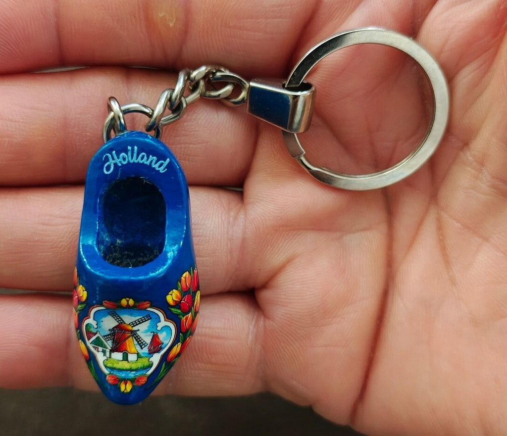 Traditional Hand painted Dutch Miniature Wooden Shoe (clog) Keychain