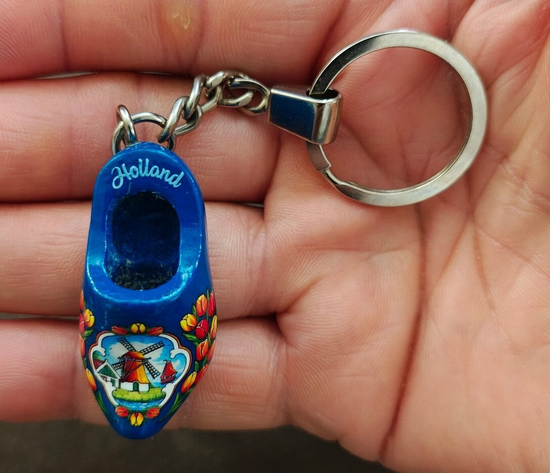 Traditional Hand painted Dutch Miniature Wooden Shoe (clog) Keychain