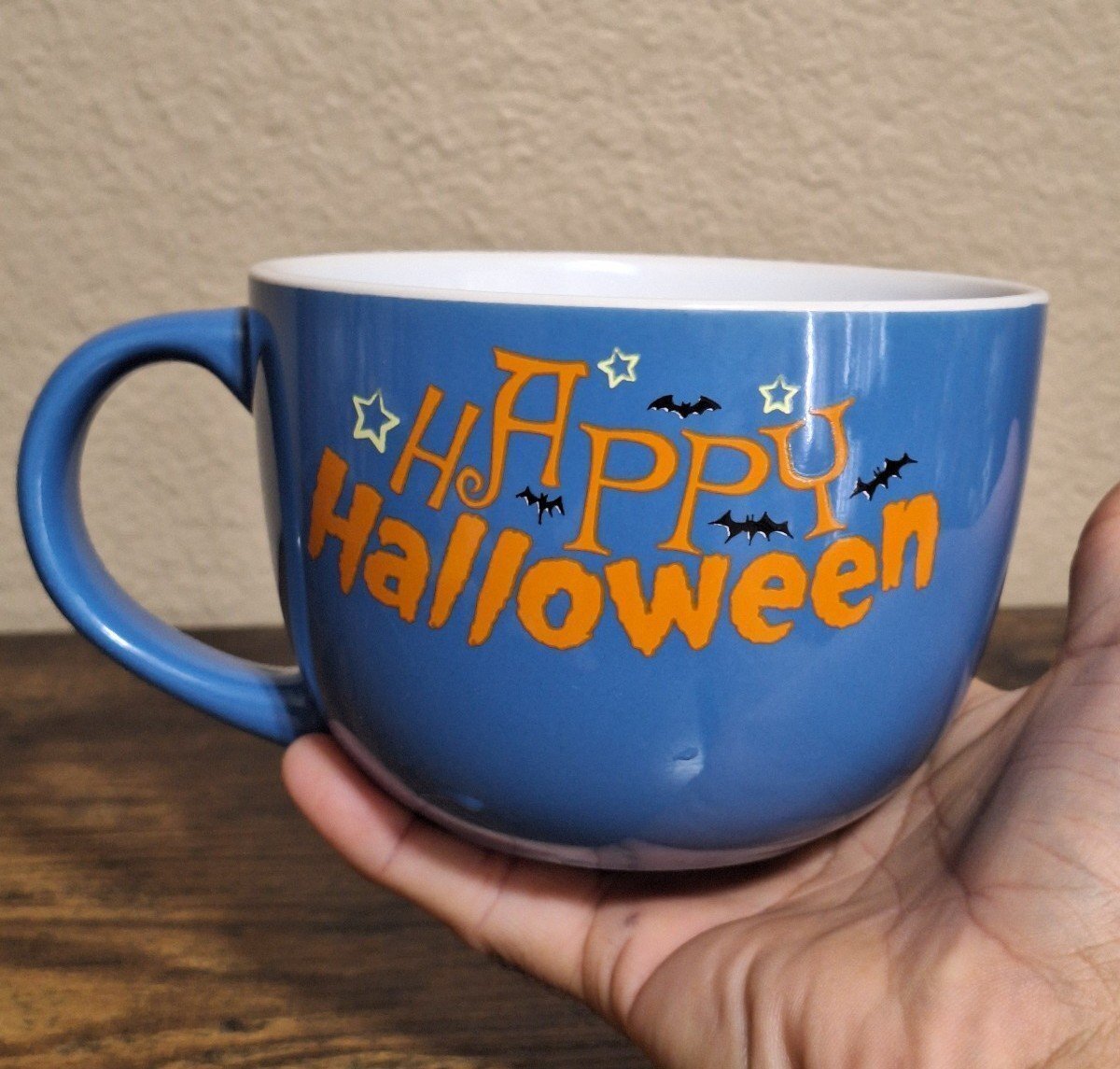 Colorful Snoopy/Peanuts Happy Halloween  Large Blue 24 oz Ceramic Soup Bowl/Mug