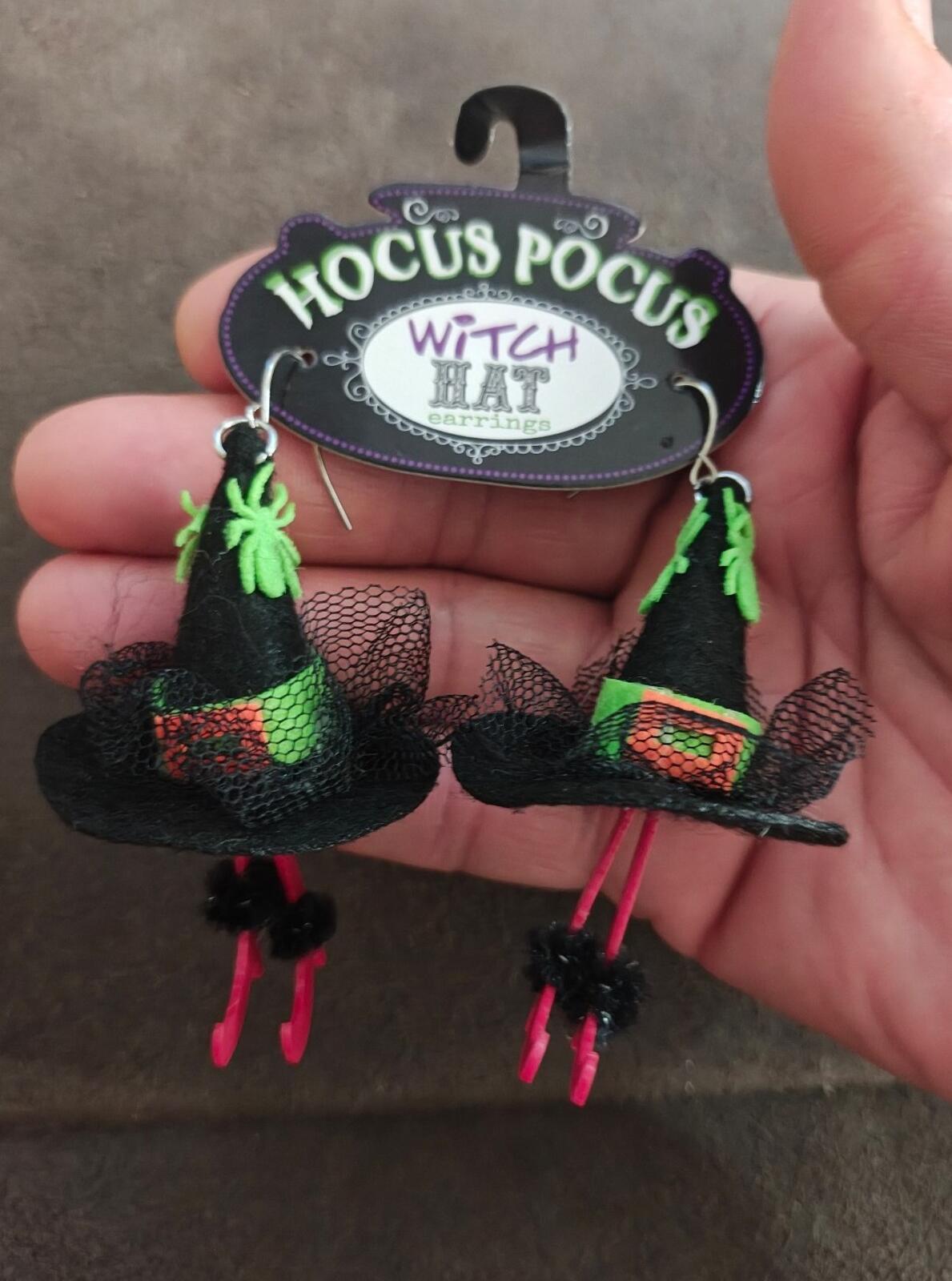 Hocus Pocus Witch Hat Hook Earrings NWT