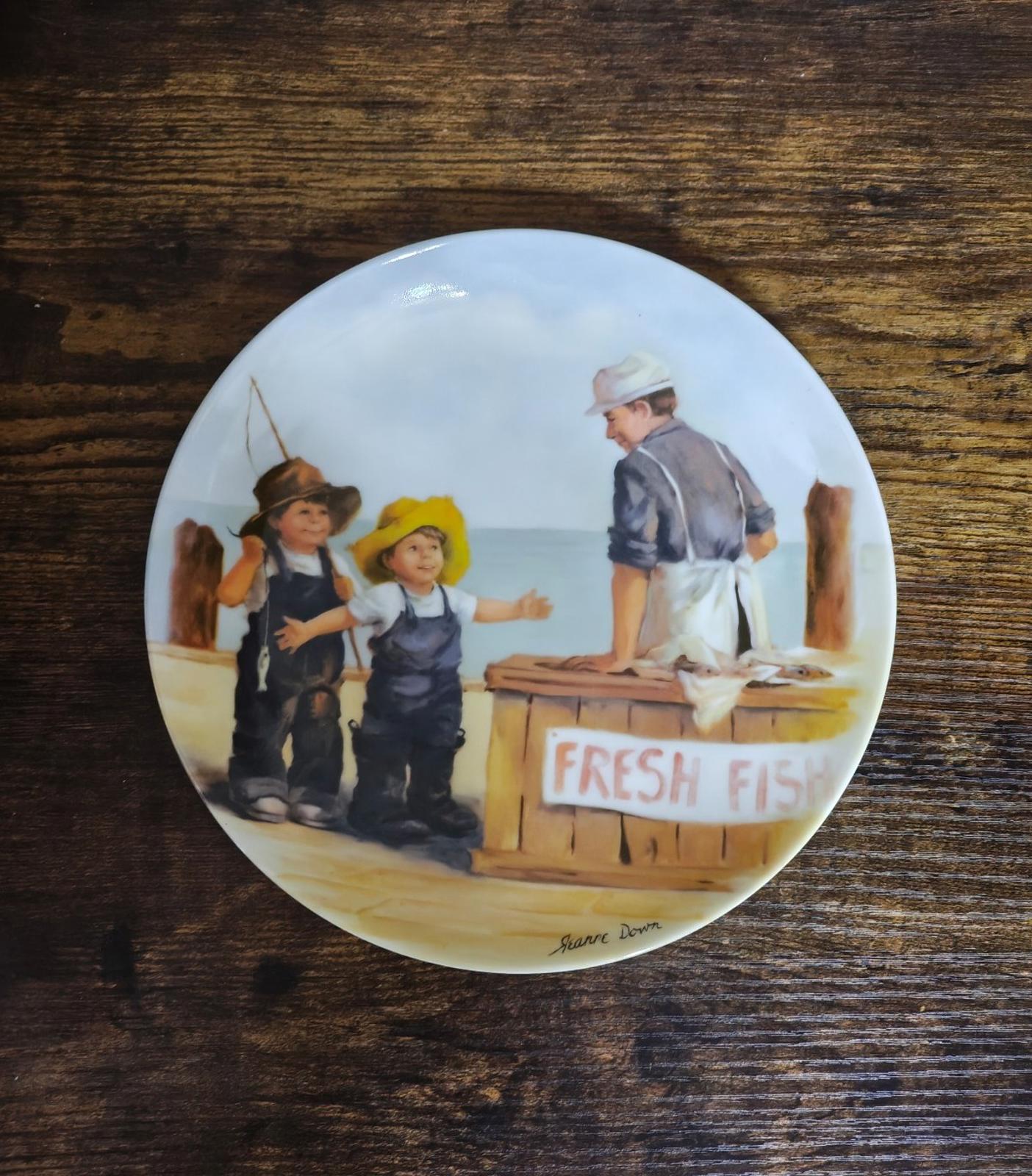 1983 Knowles "Fish Story" from Friends I Remember By Jeanne Downs Plate