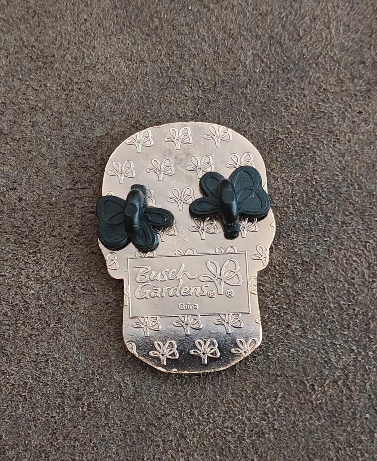 2023 Busch Gardens Howl-O-Scream Skull Enamel Pin