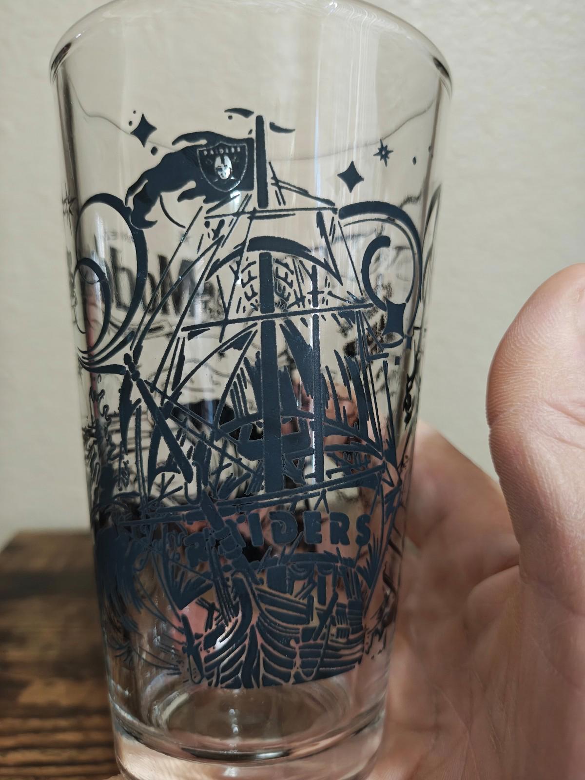 Modelo Especial Rare Limited Edition Graffiti Art Las Vegas Raiders Pint Glass.