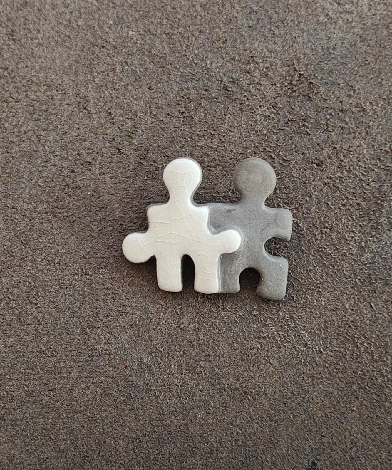 1990s Handcrafted Signed C Welch "Puzzle Buddies" Ceramic & Concrete Brooch
