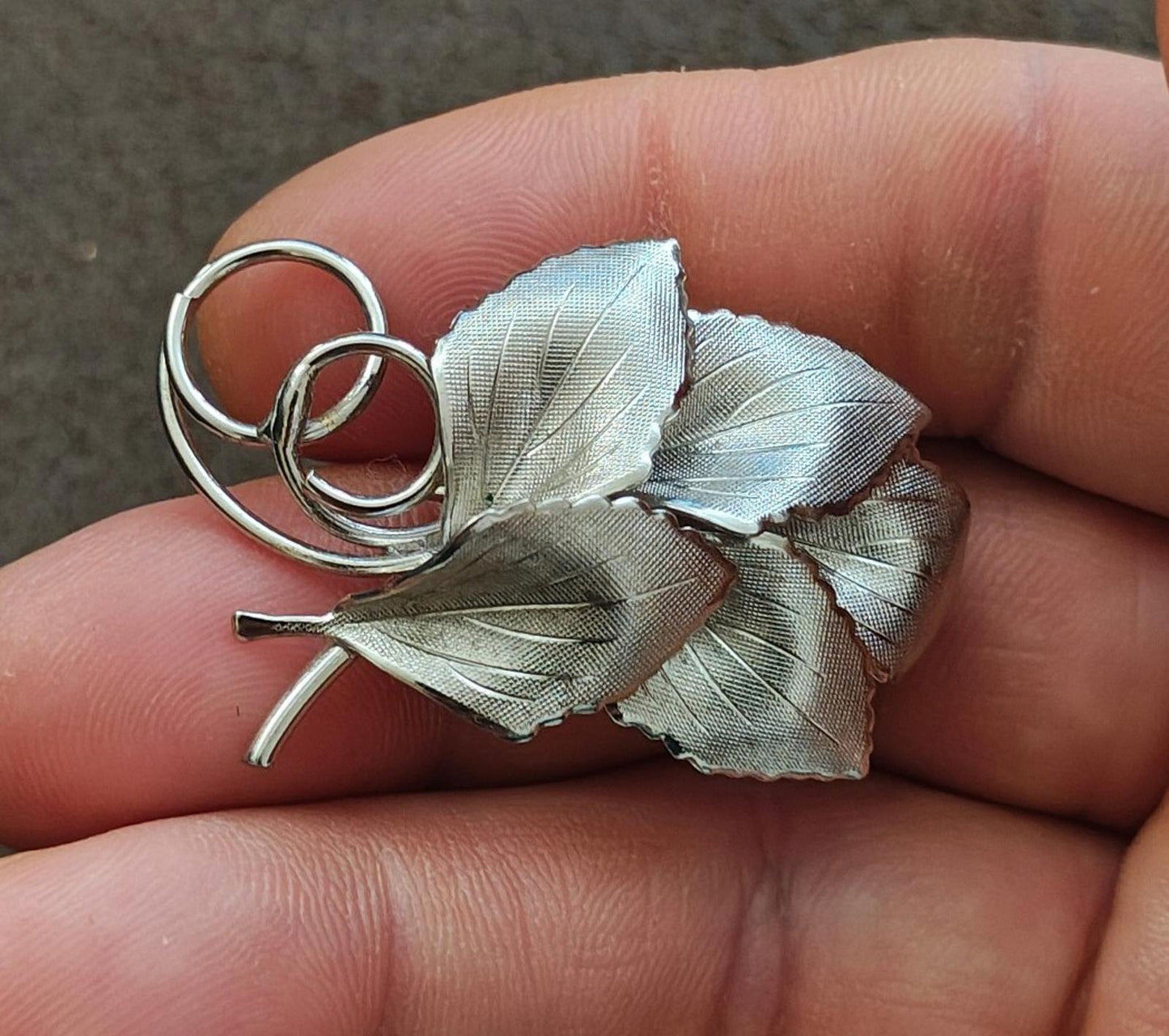 1960s Polished Finish Silver Tone Bunch of Leaves Textured Brooch