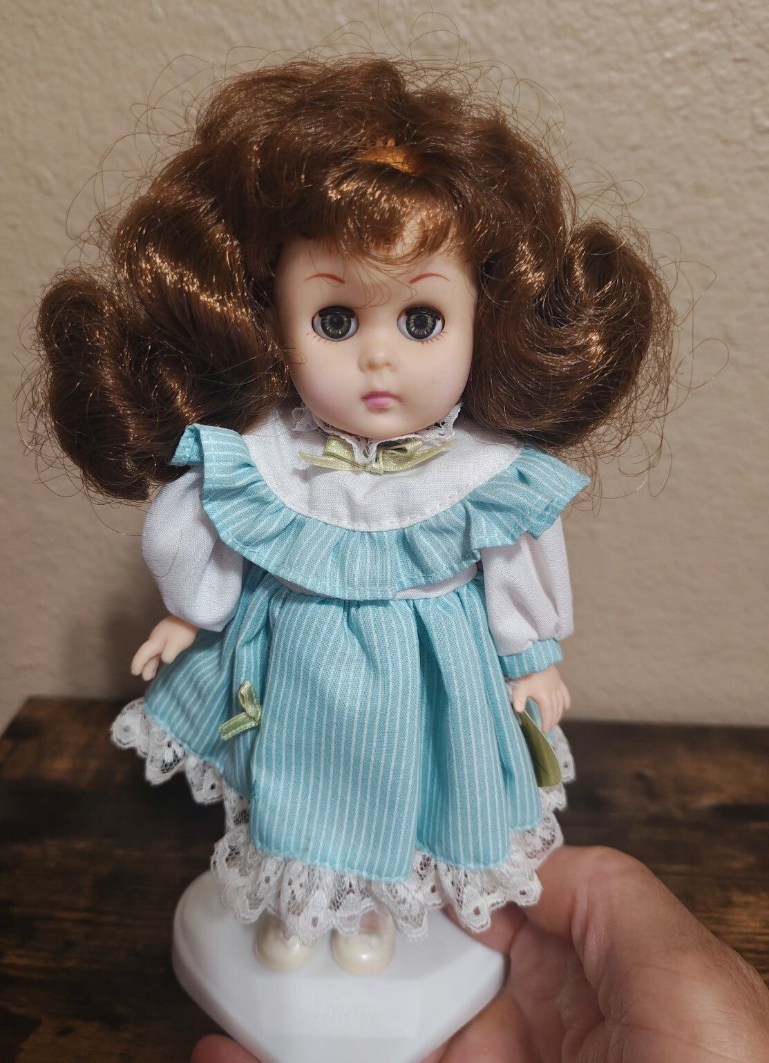 1990s Vogue Ginny Doll Calendar Collection Sleepy Eyes Doll