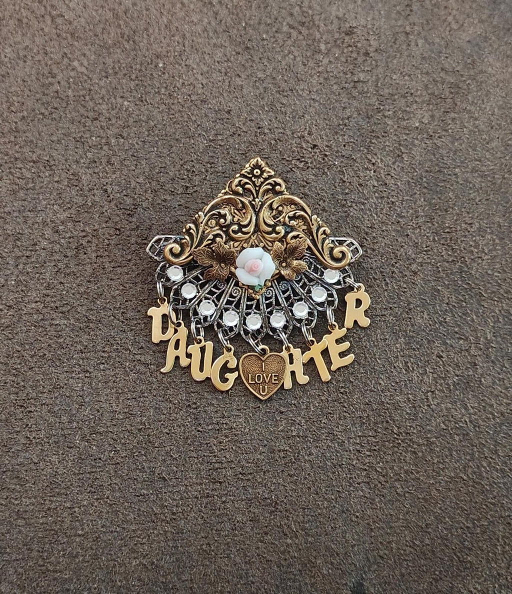 1980s Handcrafted "Daughter" Family Sentiment Gold Tone Dangle Brooch.