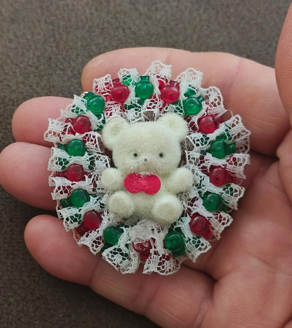 1980s Handmade Christmas Teddy Bear Holiday Wreath Brooch