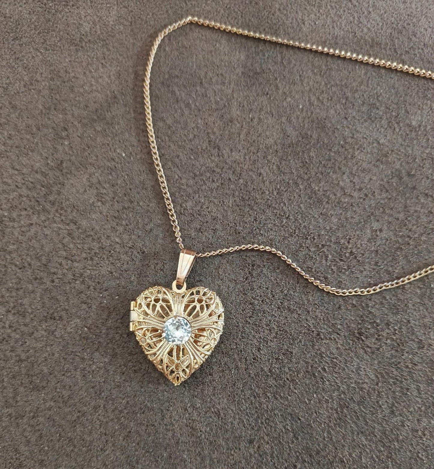 1980's Gold Tone Photo Heart Locket Necklace With Light Blue Rhinestone