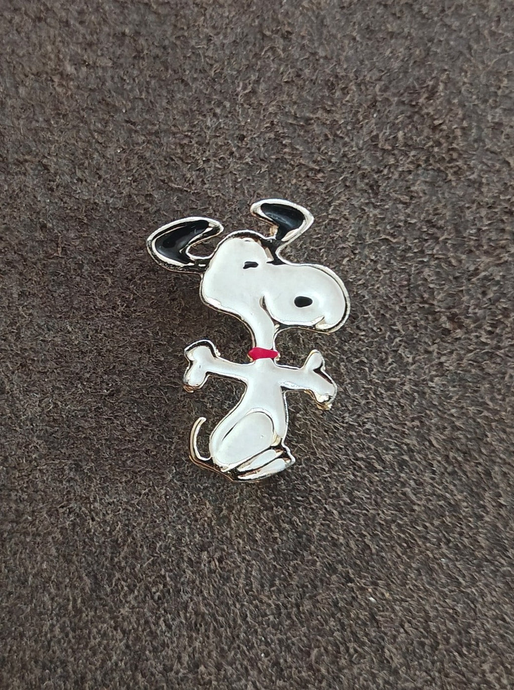1970s Snoopy Gold Tone Enamel Pin