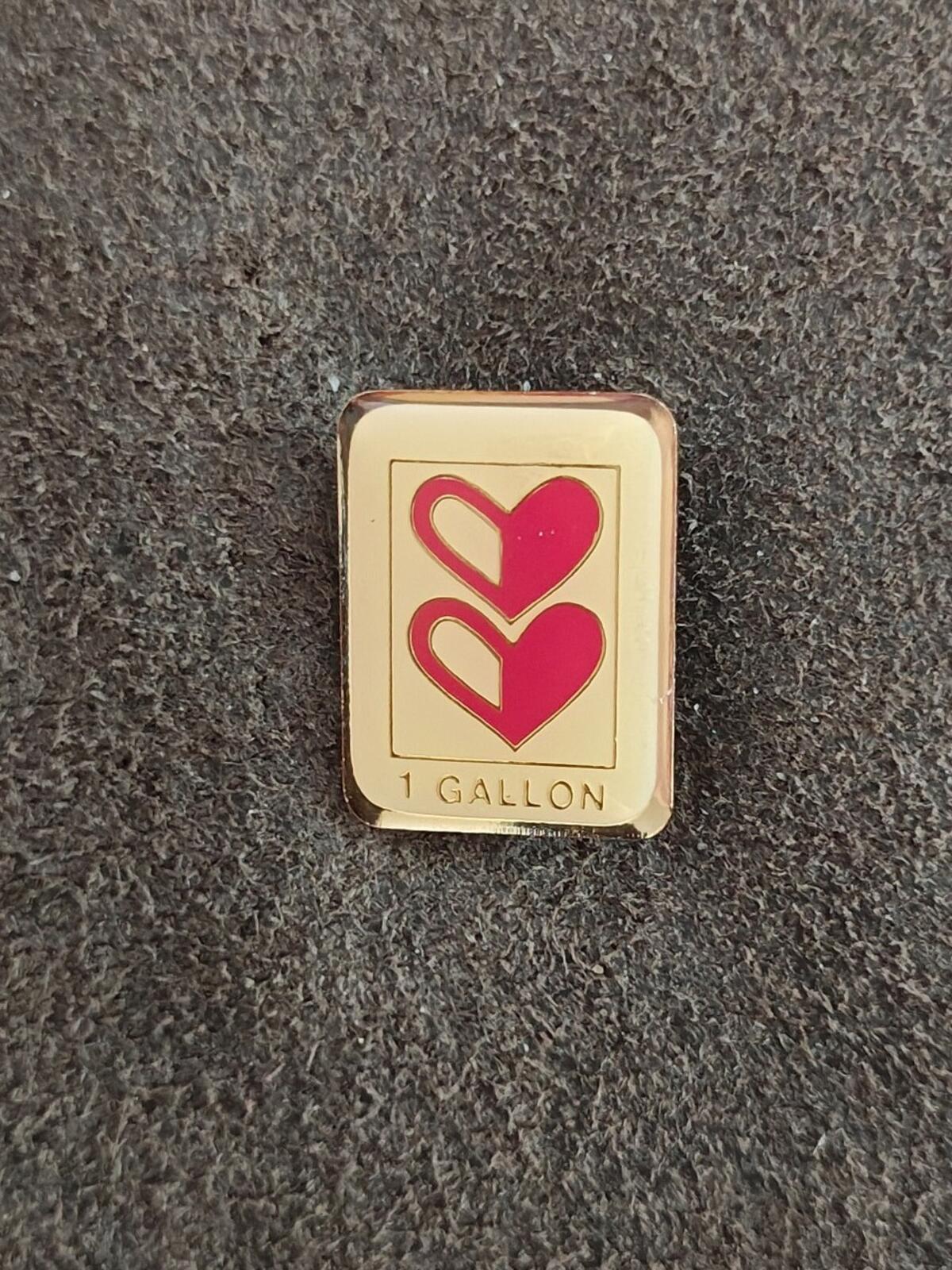 1980s Gold Tone 1-Gallon Blood Donor Milestone Enamel Pin