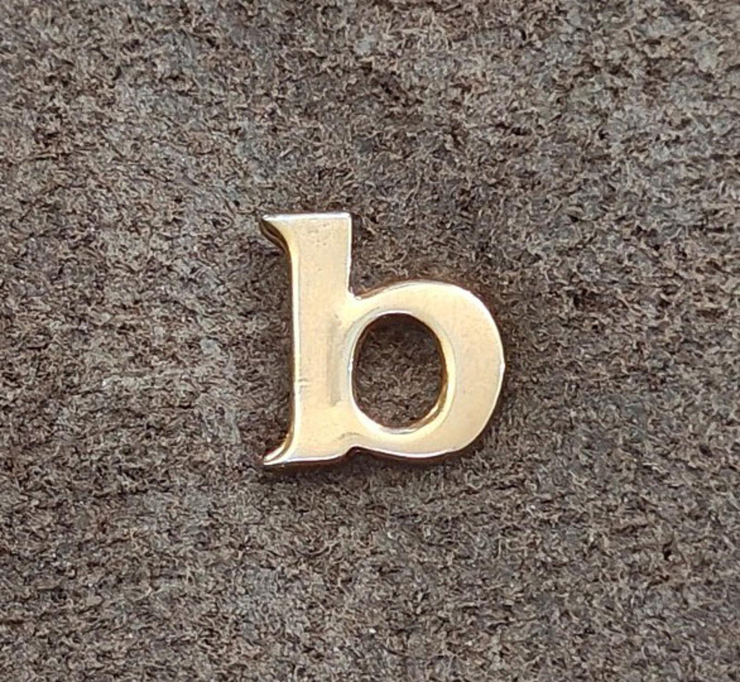1980s Gold Tone Monogram Initial Letter B Pin