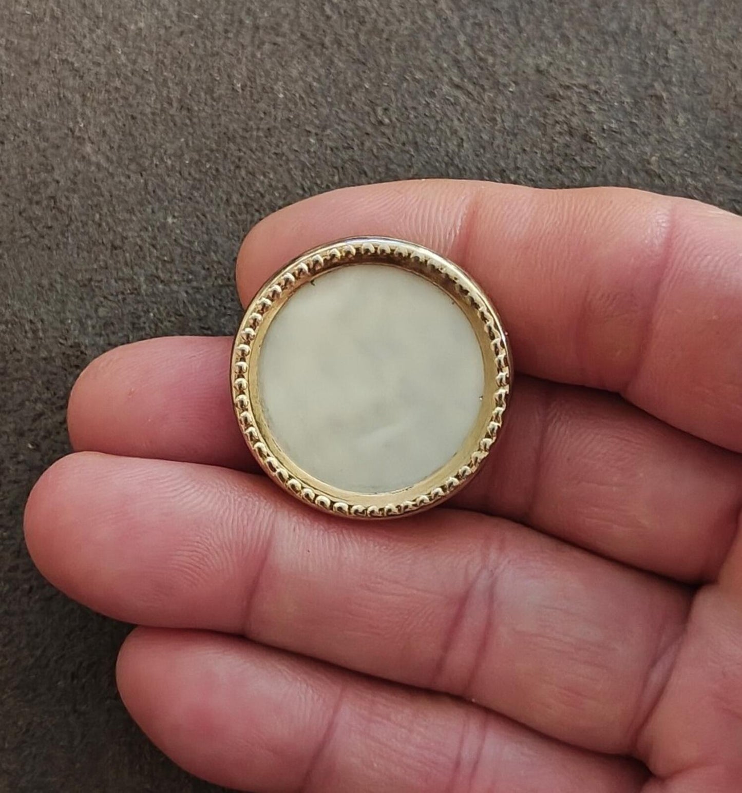 1950s General Manufacturing Co. Mother Of Pearl (MOP) Magnetic Seamstress Brooch