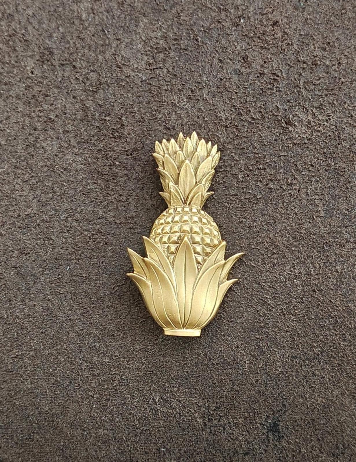 1980s Vintage EI Signed Gold Tone Pineapple Brooch