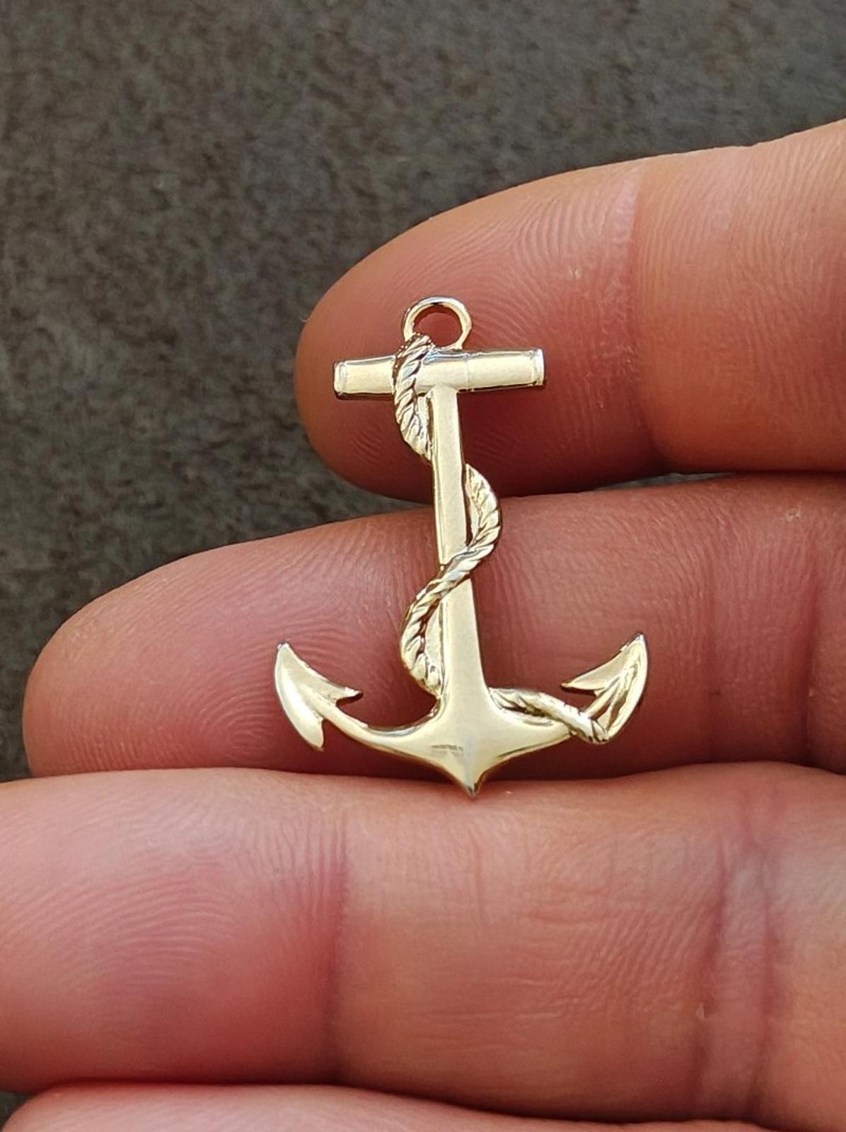 Gold Tone Anchor Pin & Pendant
