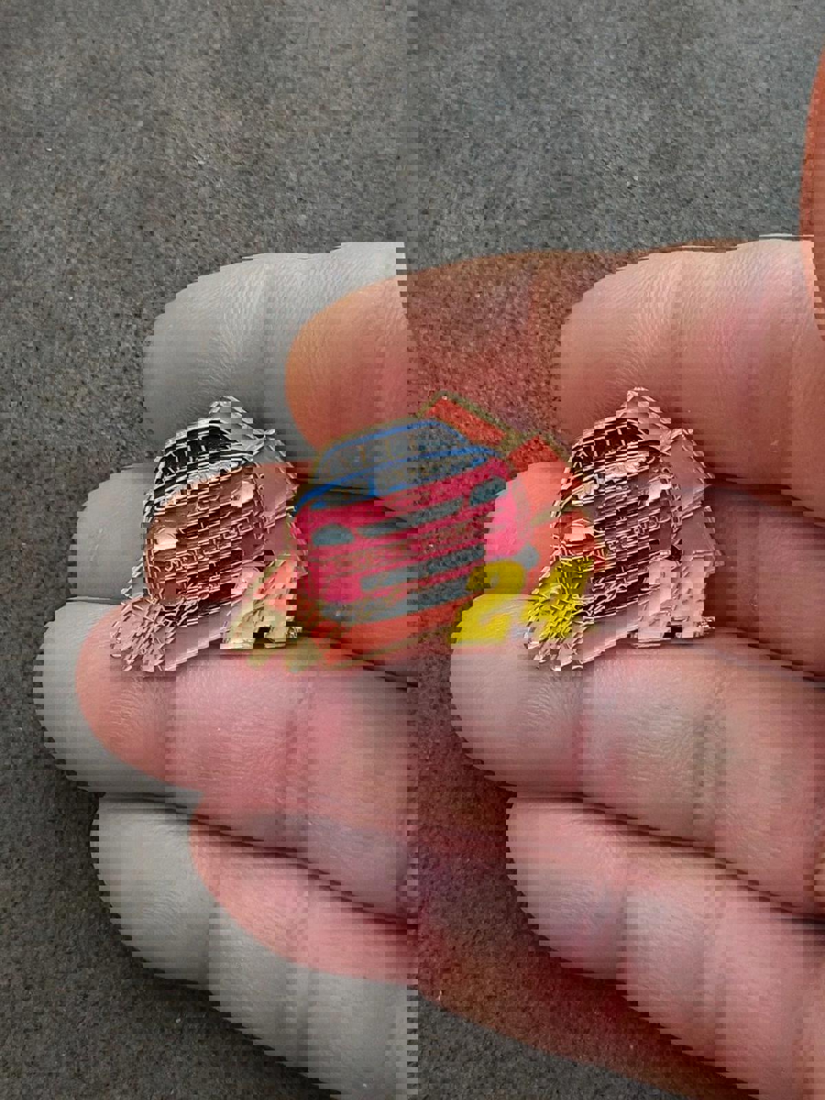 1993 Jeff Gordon #24 DuPont Monte Carlo NASCAR Race Car Pin