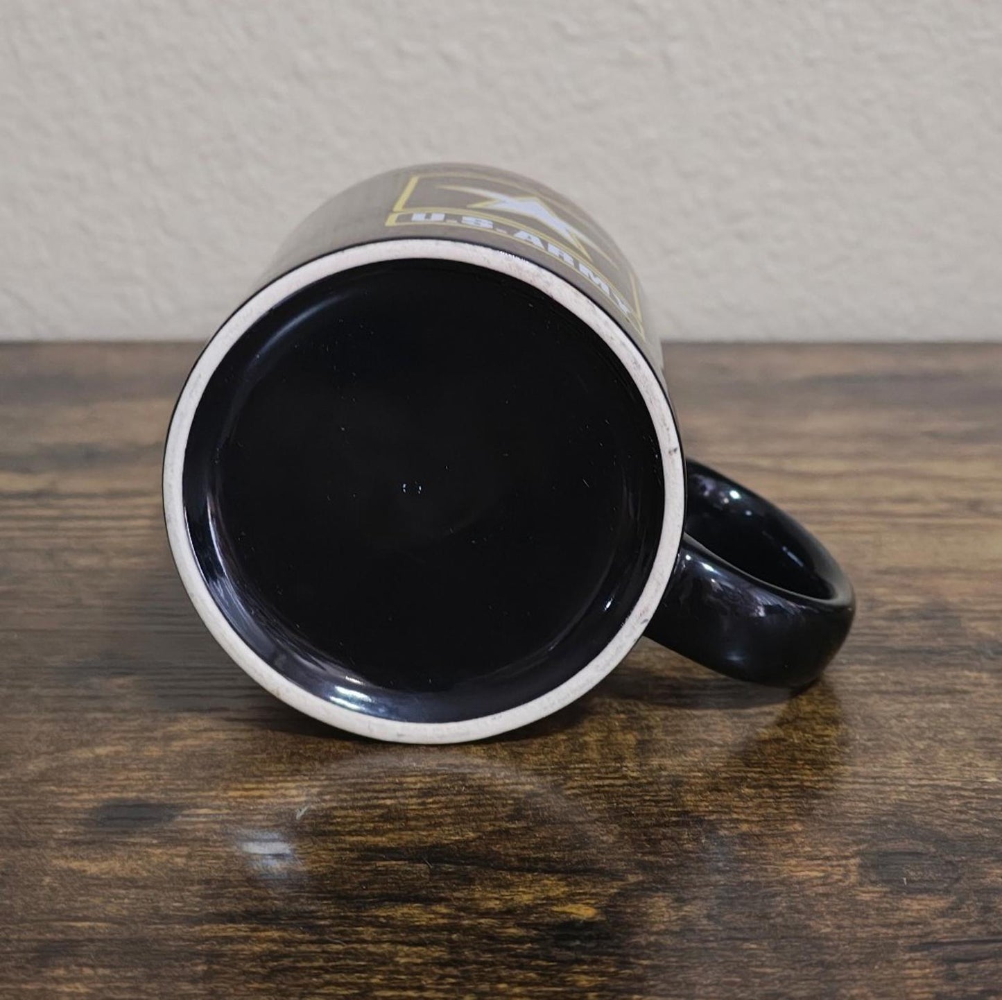 Cool US Army Black 11 oz Ceramic Mug.