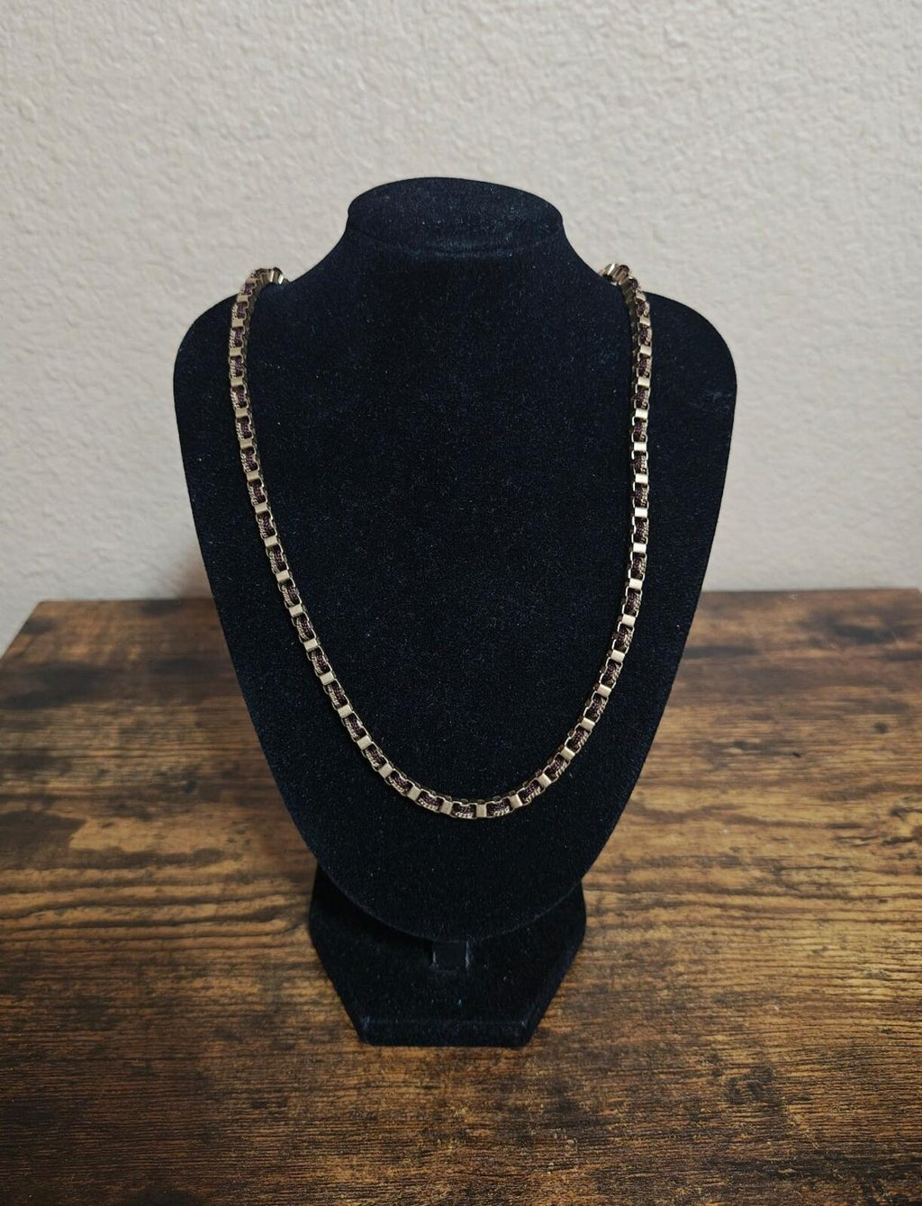 90s Cookie Lee Box Chain Necklace Featuring a Distinct Toggle Clasp Closure NWT