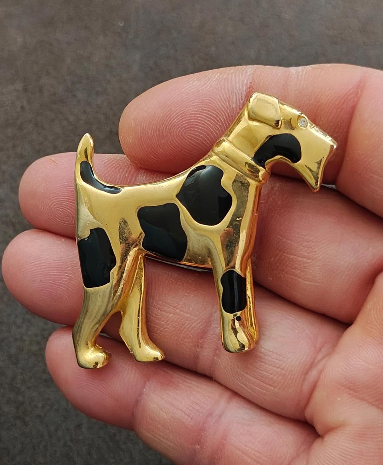 1970s Vintage Airedale Terrier Gold Tone Black Enamel With Rhinestone Eye Brooch