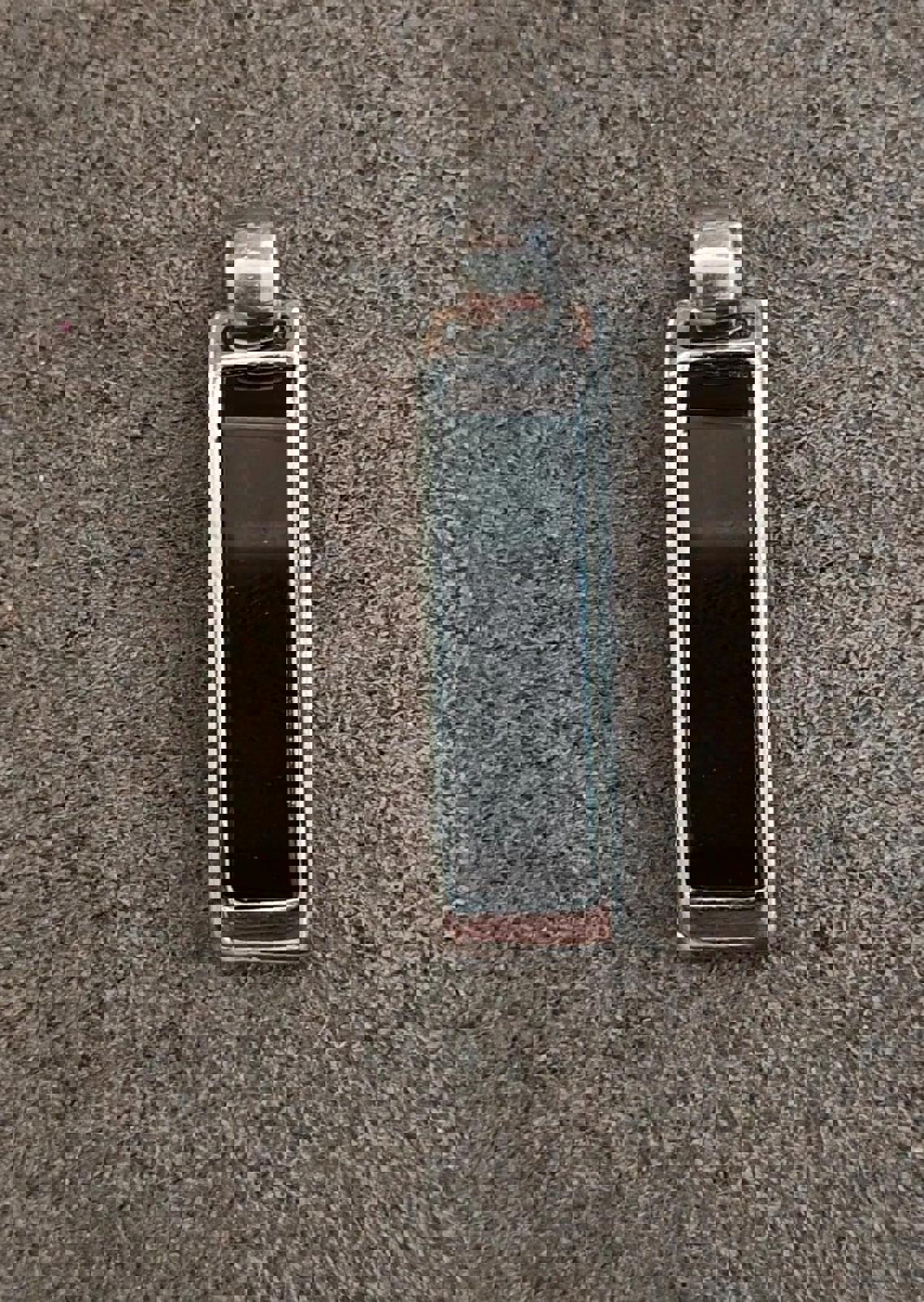 90's Lia Sophia Reversible Black and White Silver Tone Slide Pendant