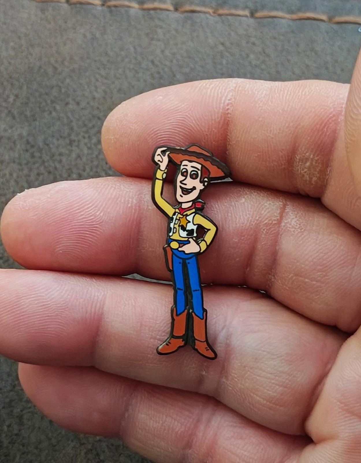 1999 Disney Pixar Toy Story Sheriff Woody Collectible Metal Pin