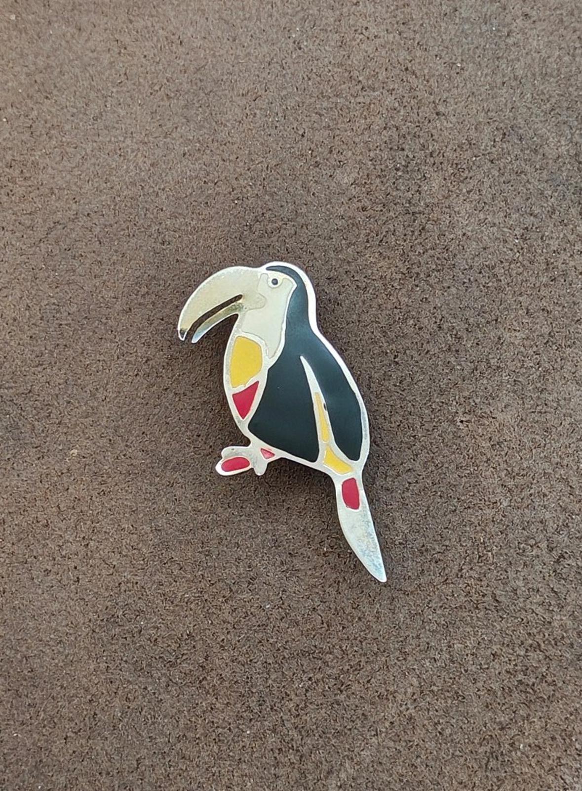 1980s Silver Tone Toucan Bird Enamel Brooch