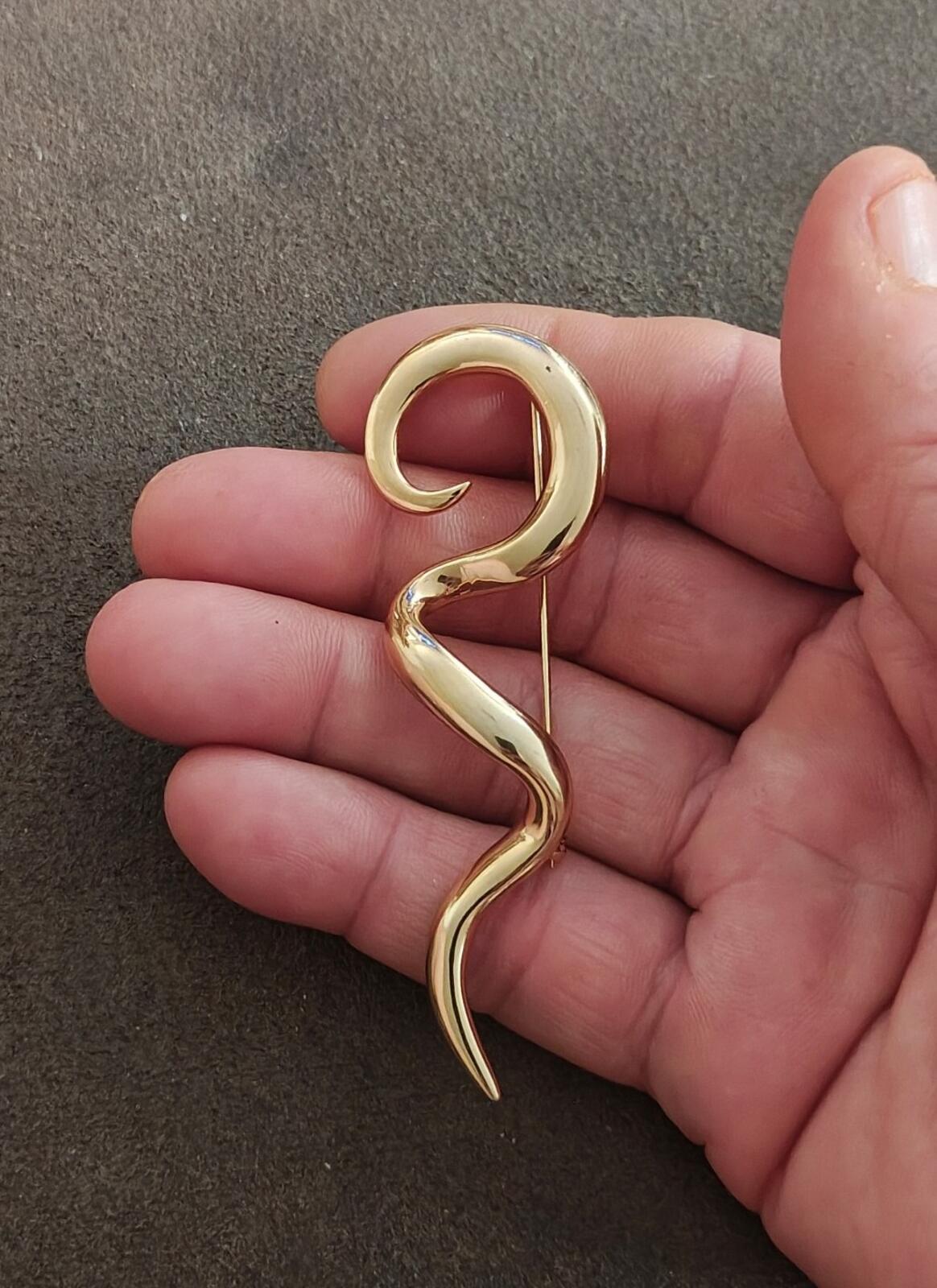 1980s Abstract Corkscrew Swirl Brooch