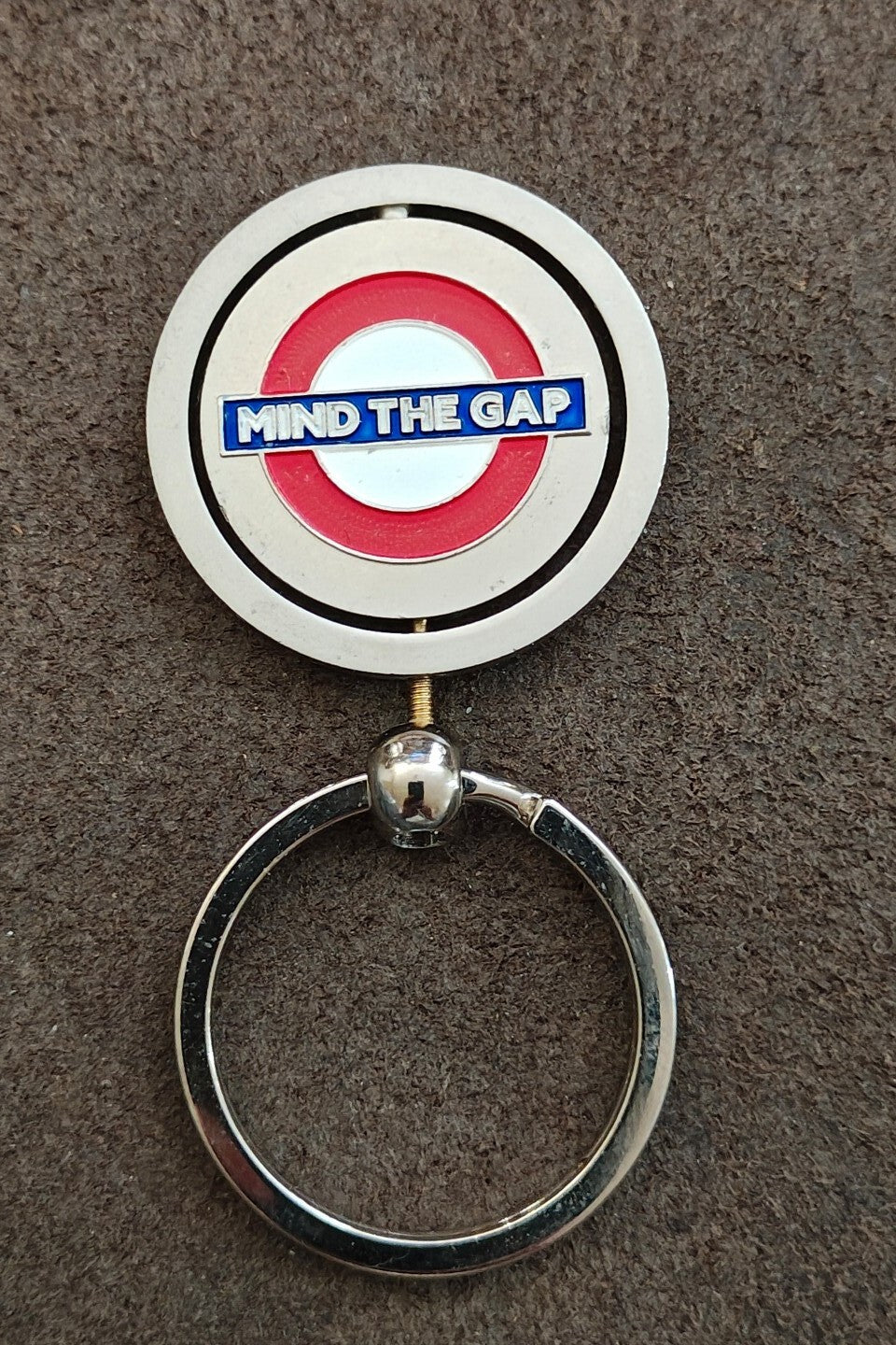 Silver Tone Mind The Gap London Underground Spinning Roundel Keychain