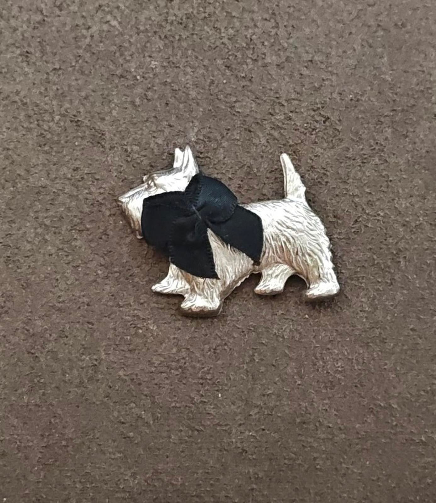1930s/40s Dapper Scottish Terrier Dog Wearing a Black Bow Silver Tone Brooch