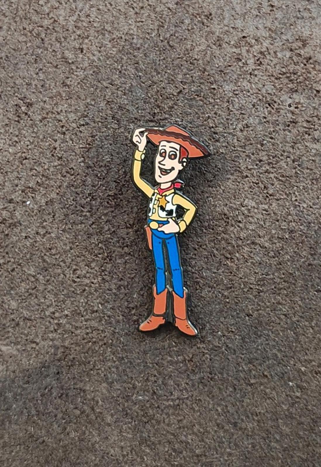 1999 Disney Pixar Toy Story Sheriff Woody Collectible Metal Pin