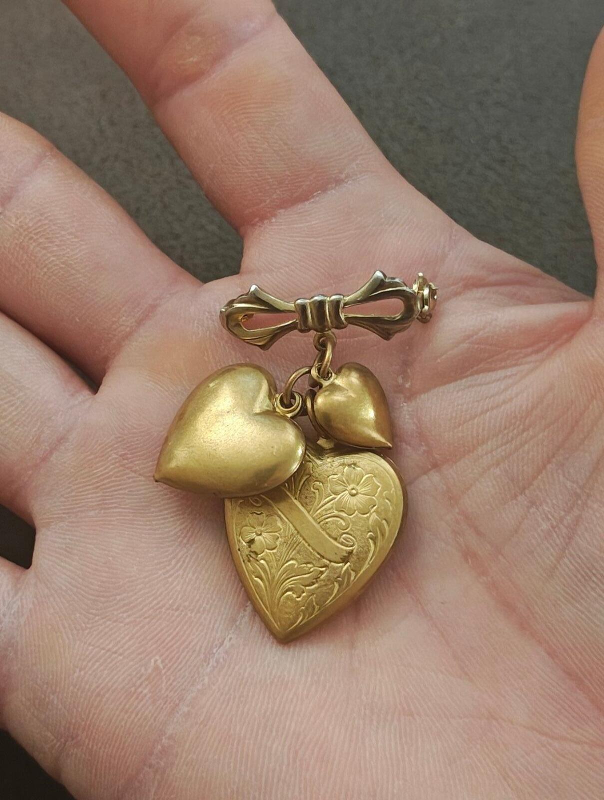 1980s Gold Tone Three Heart With Bow Dangle Brooch