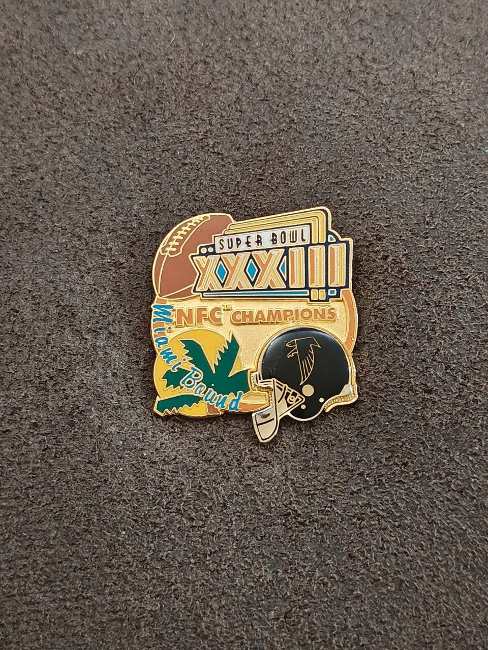 1998 Atlanta Falcons NFC Champions Super Bowl XXXIII Miami Bound Gold Tone Pin