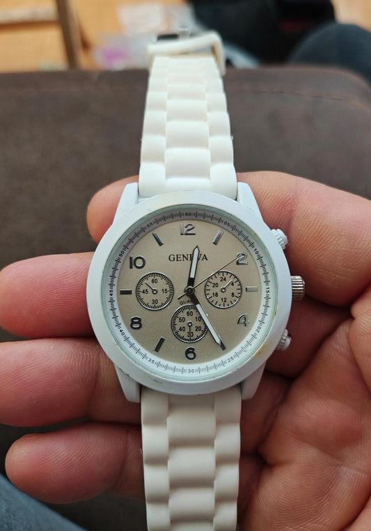 Geneva Beige Dial White Rim Silicone Band Women's Quartz Watch