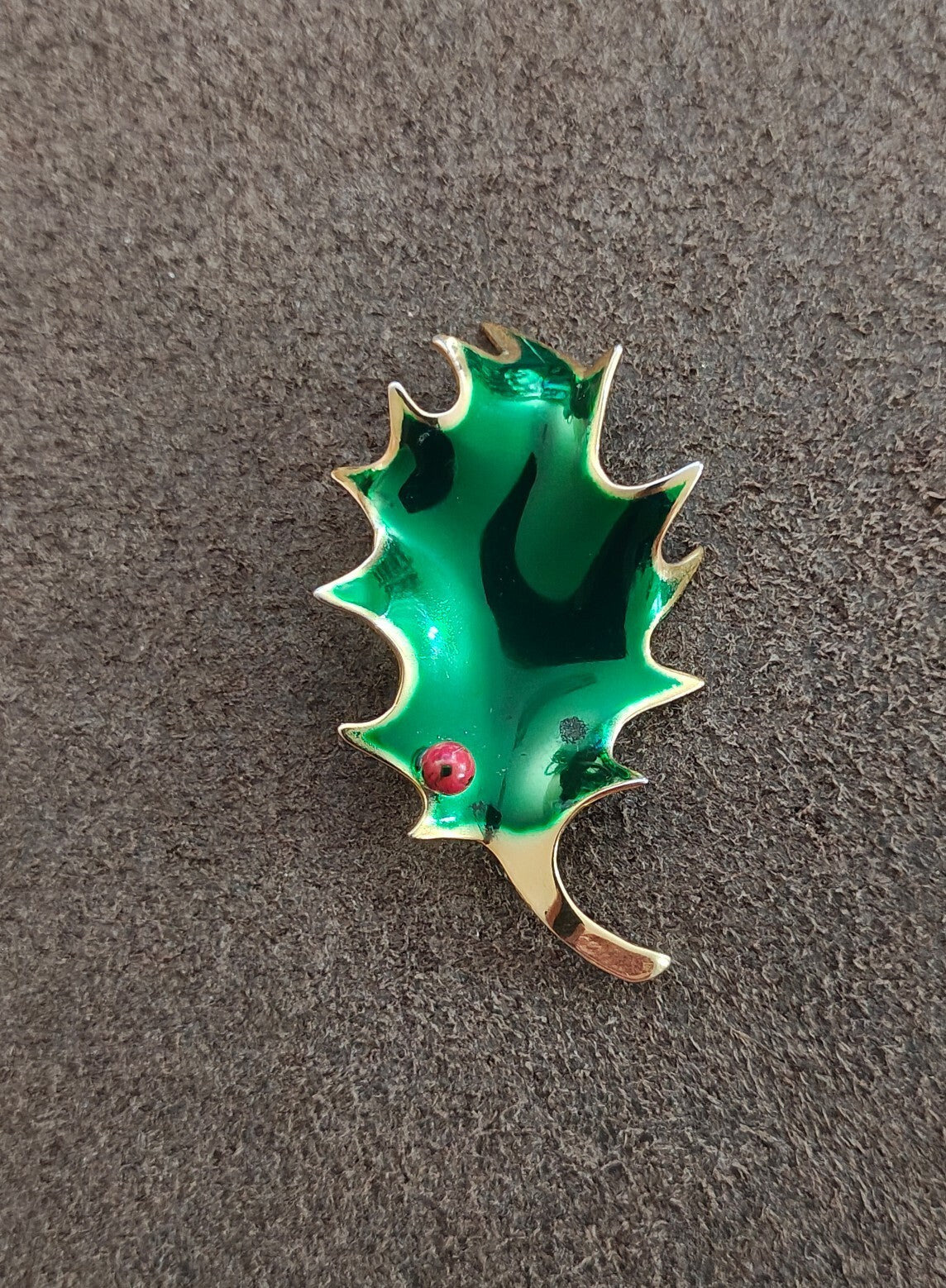 1980s Signed Cerrrito Holly Leaf Holiday Gold Tone Brooch