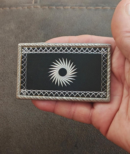 1970s/80s Western Style Belt Buckle With Etched Silver Tone Starburst Design
