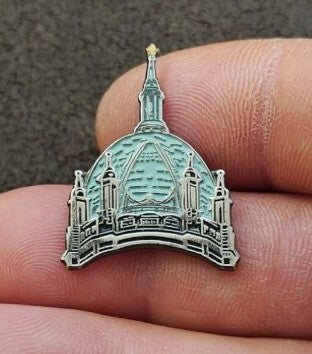 1990s Cathedral of Saint Paul Minnesota Pin