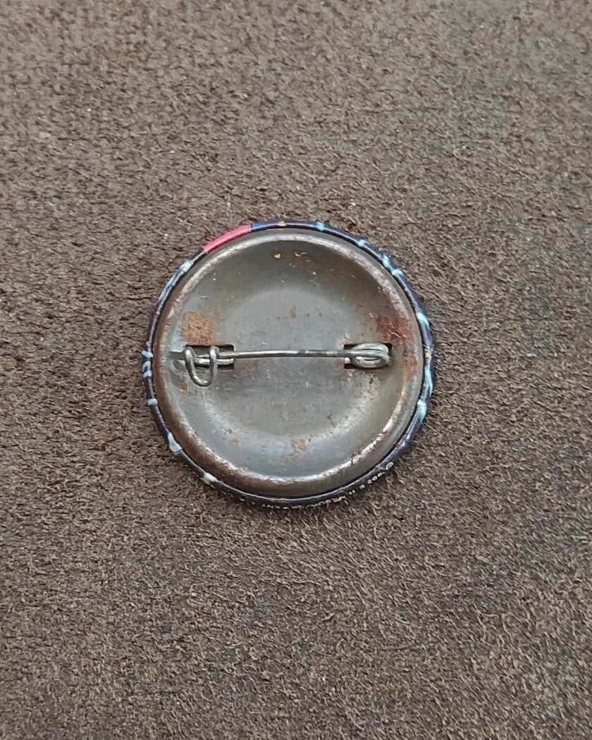 1982 Lightning Bolt Sky Entertainment EH Mason Pinback/Pinbutton