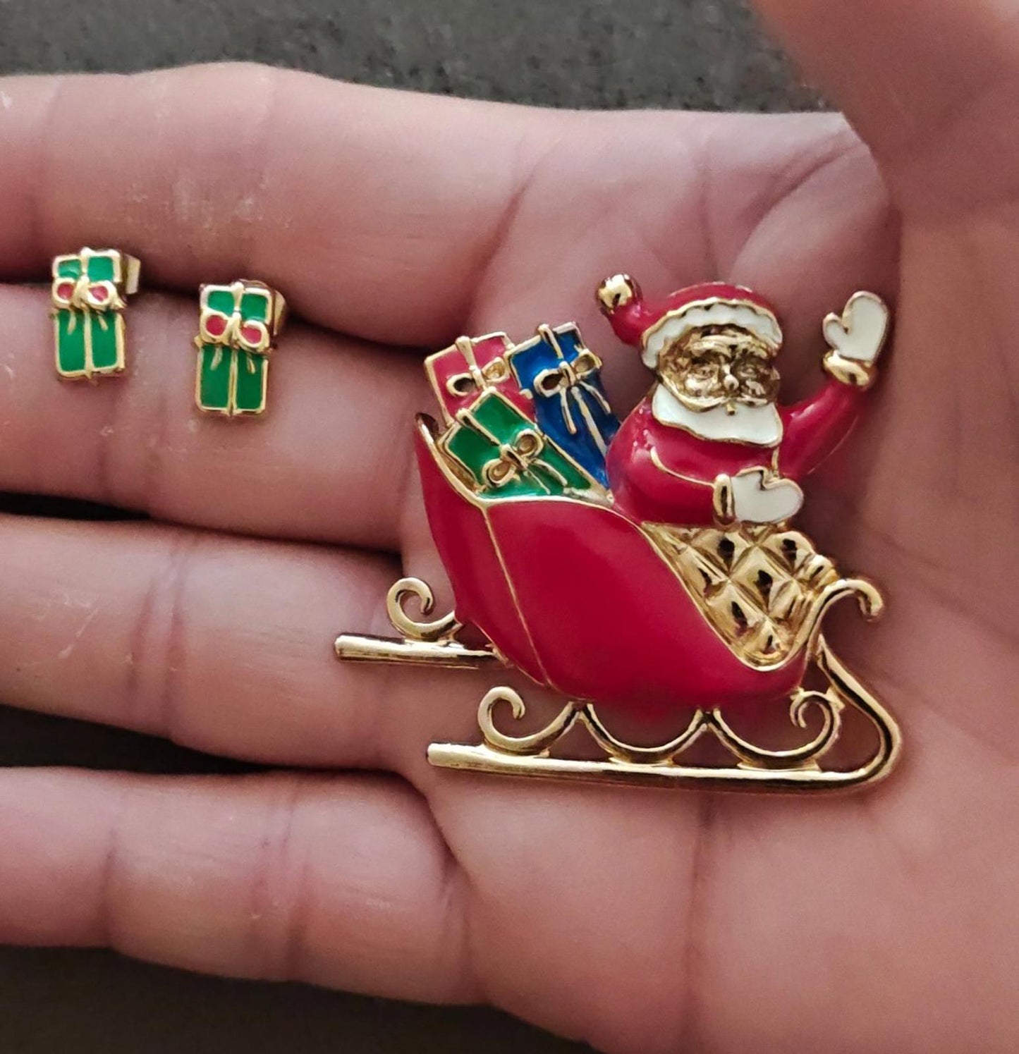 1970s Avon Santa Sleigh Ride Surprise Gold Tone Enamel Brooch and Earring Set