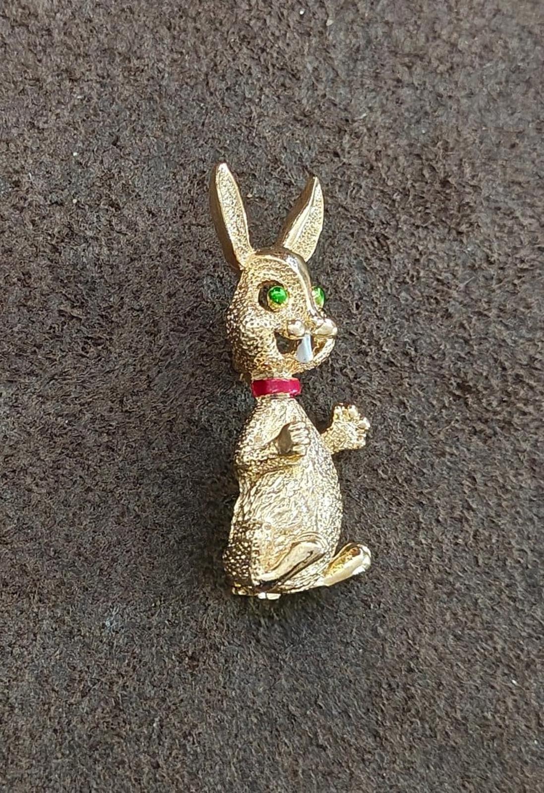 1960s Gerry's Gold Tone Bunny Rabbit Brooch Pin